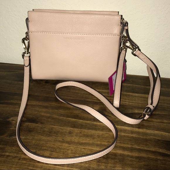Vince Camuto Handbags - VINCE CAMUTO Stunning Rose Leather Crossbody